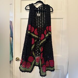 NWT Hazel Black Crochet Vest with Floral Accents, granny square, sm
